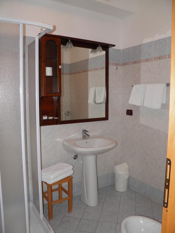 Hotel Bellagio Ovada Quarto foto